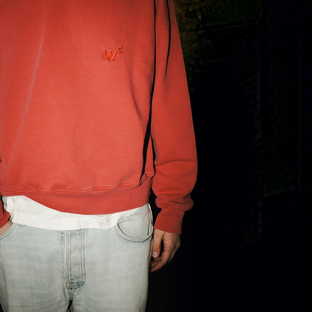 ICONIC CREWNECK