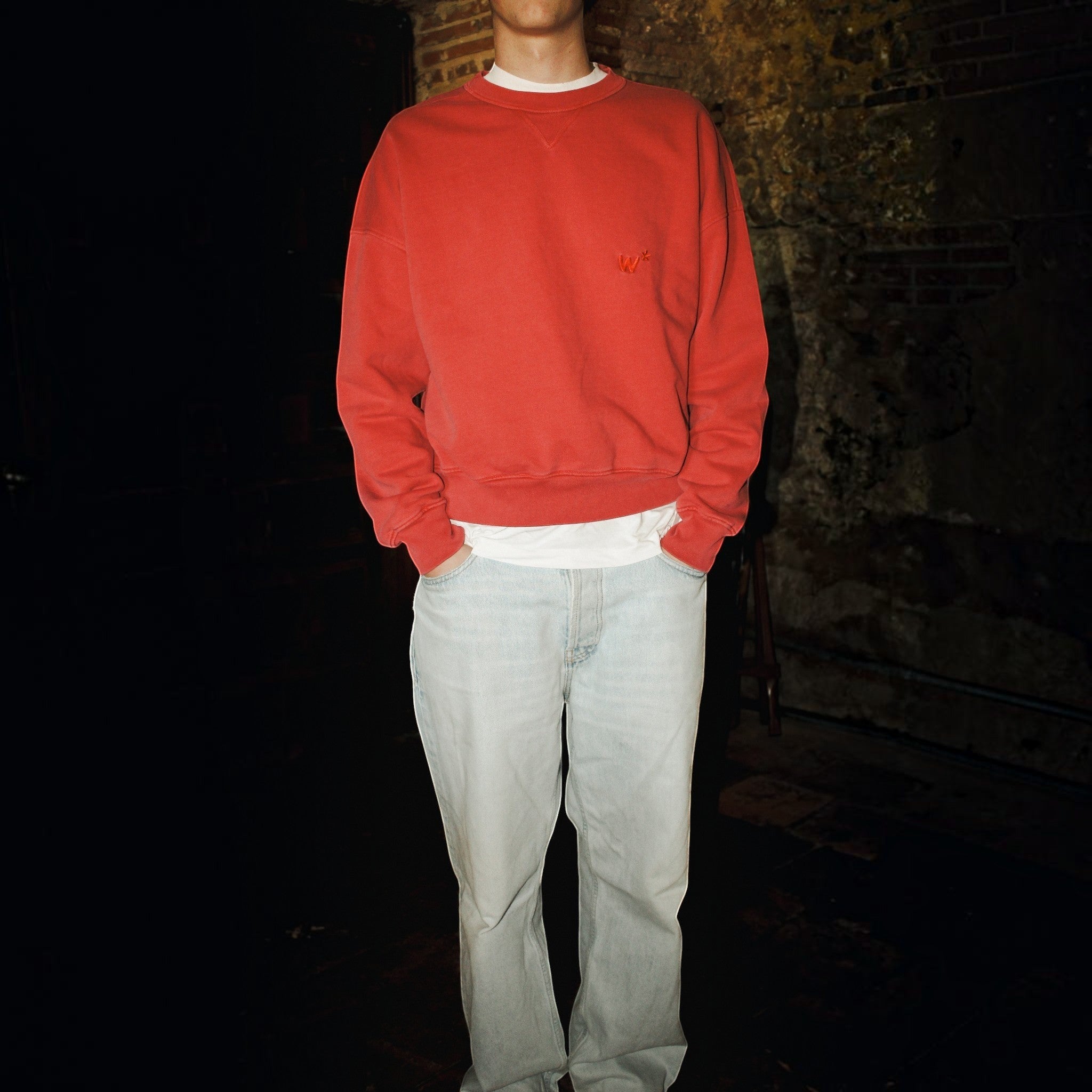 ICONIC CREWNECK